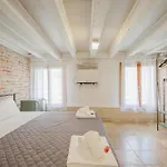 Balastro Design - Center 威尼斯