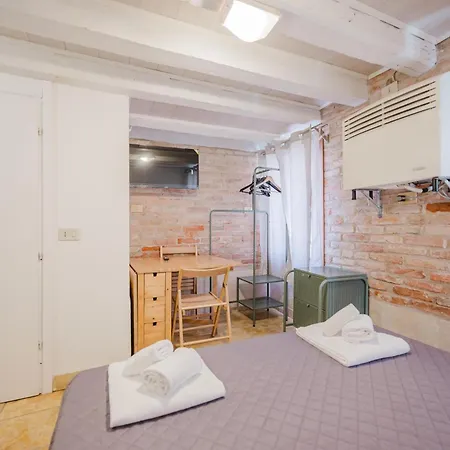 Balastro Design - Center Daire *